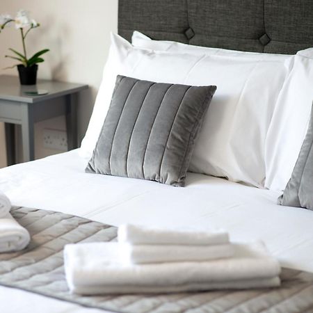 Morley Cottage - Modern 3 Bedroom, 2 Bathroom House With Garden In Southsea, Портсмът Екстериор снимка