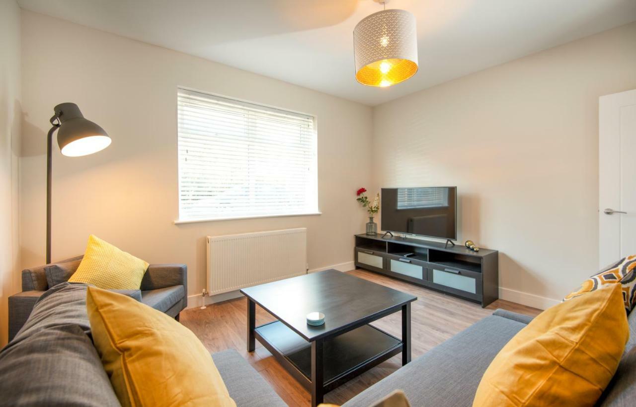 Morley Cottage - Modern 3 Bedroom, 2 Bathroom House With Garden In Southsea, Портсмът Екстериор снимка