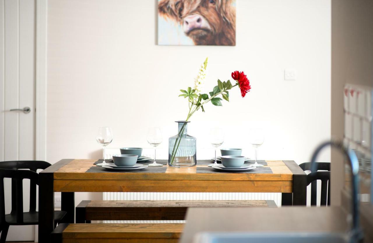 Morley Cottage - Modern 3 Bedroom, 2 Bathroom House With Garden In Southsea, Портсмът Екстериор снимка